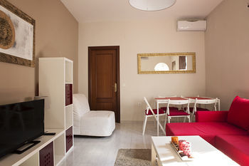 Suncity Plaza Lejlighed *