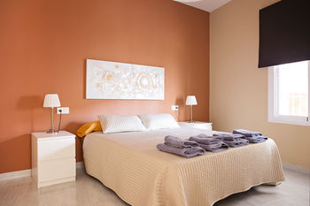 Suncity Plaza Lejlighed *